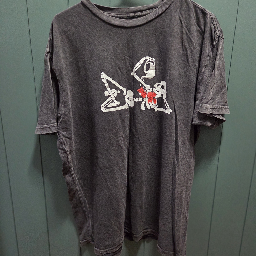 Gray Graphic Short Sleeve Tee